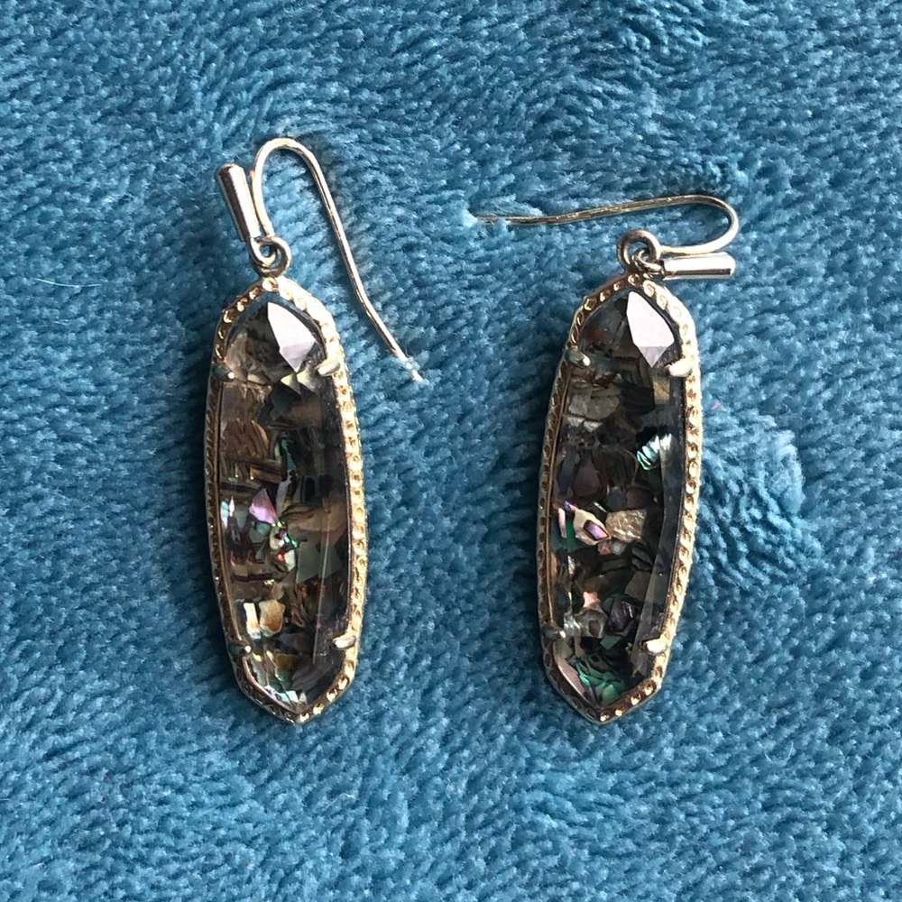 Elle Gold Drop earrings